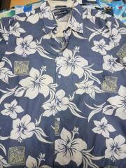 Billabong Aloha Shirt, Button Up, Blue/White floral pattern